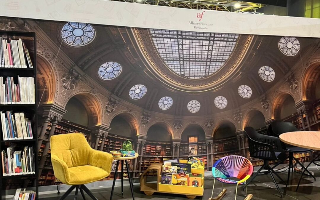 Decoración stand alianza francesa, centro de convenciones puerta de oro!!